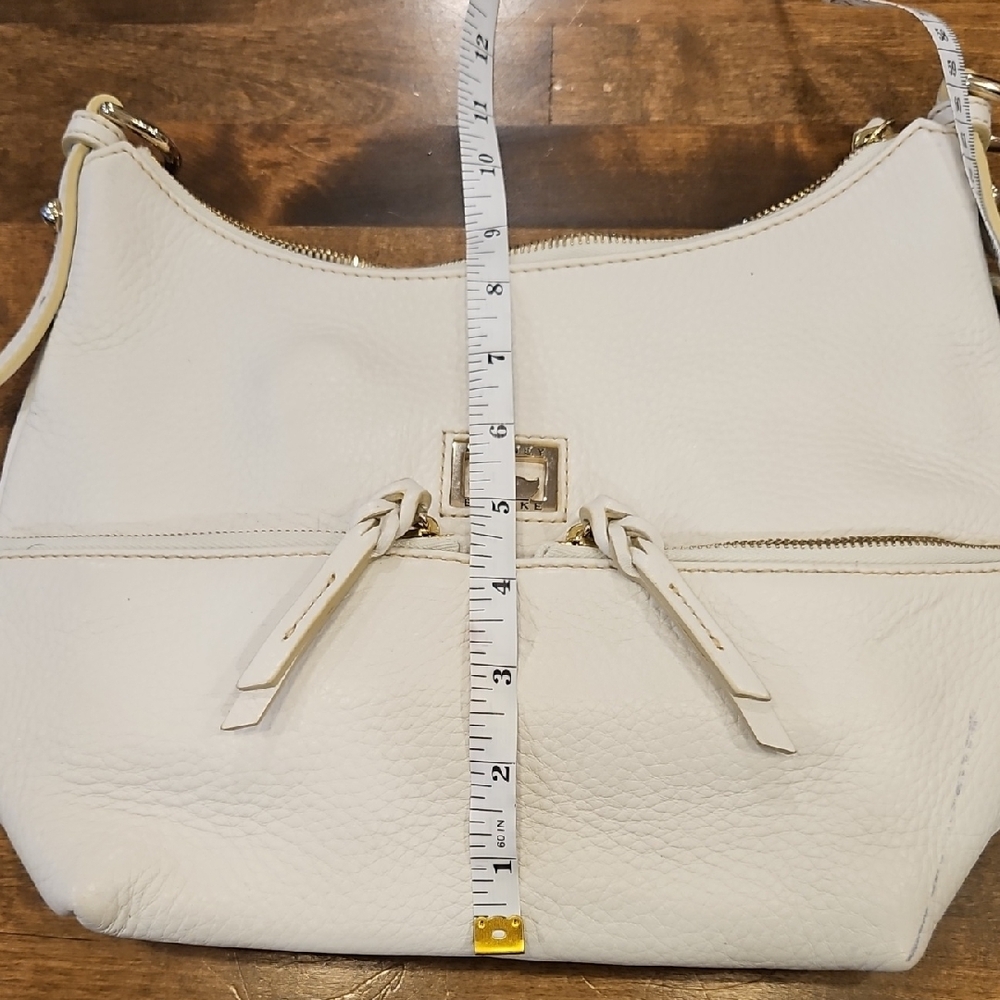 Dooney & Bourke Cream Leather Handbag - Picture 11 of 11